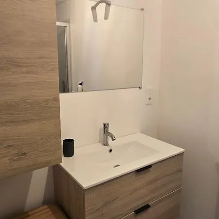 T2 Cozy Jardin Prive & Parking Inclus Apartman