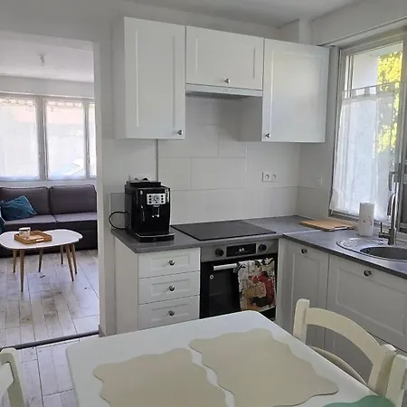 T2 Cozy Jardin Prive & Parking Inclus Apartment *